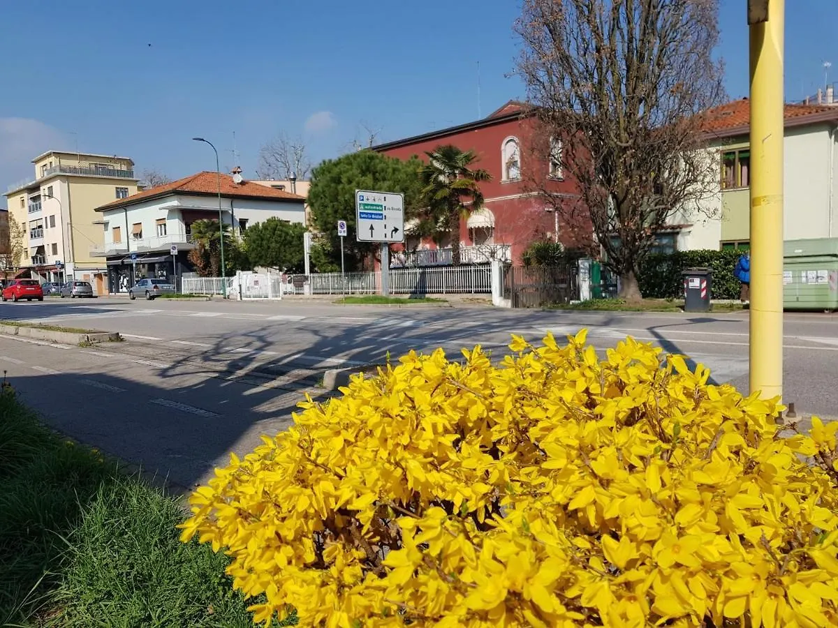 Venice Lion Residence - Vespucci Mestre 5*,  Italy